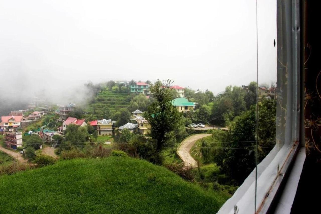 Dlx Stay In Naddi Dharamshala Bagian luar foto